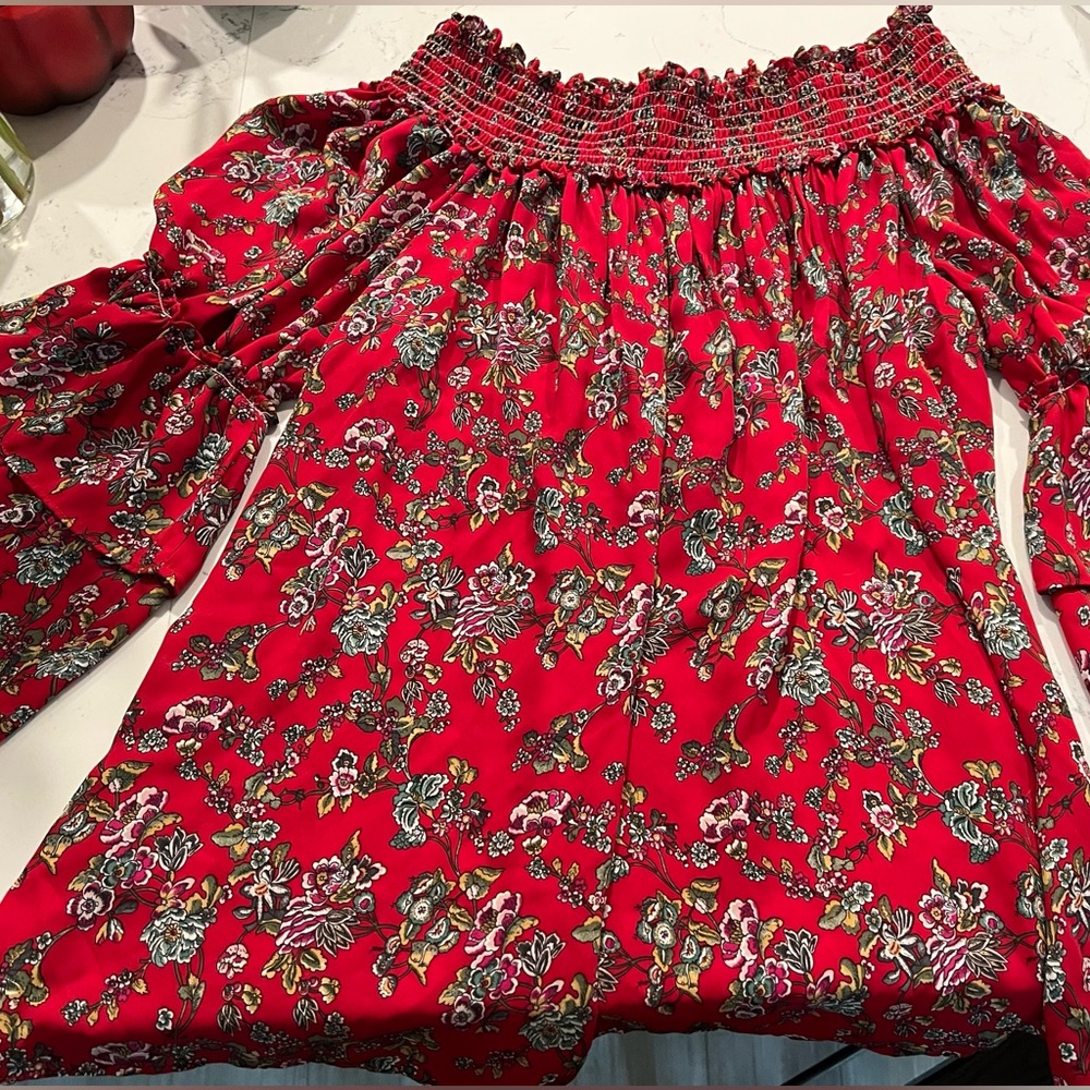 Max Studio Floral women’s off the shoulder top size L
